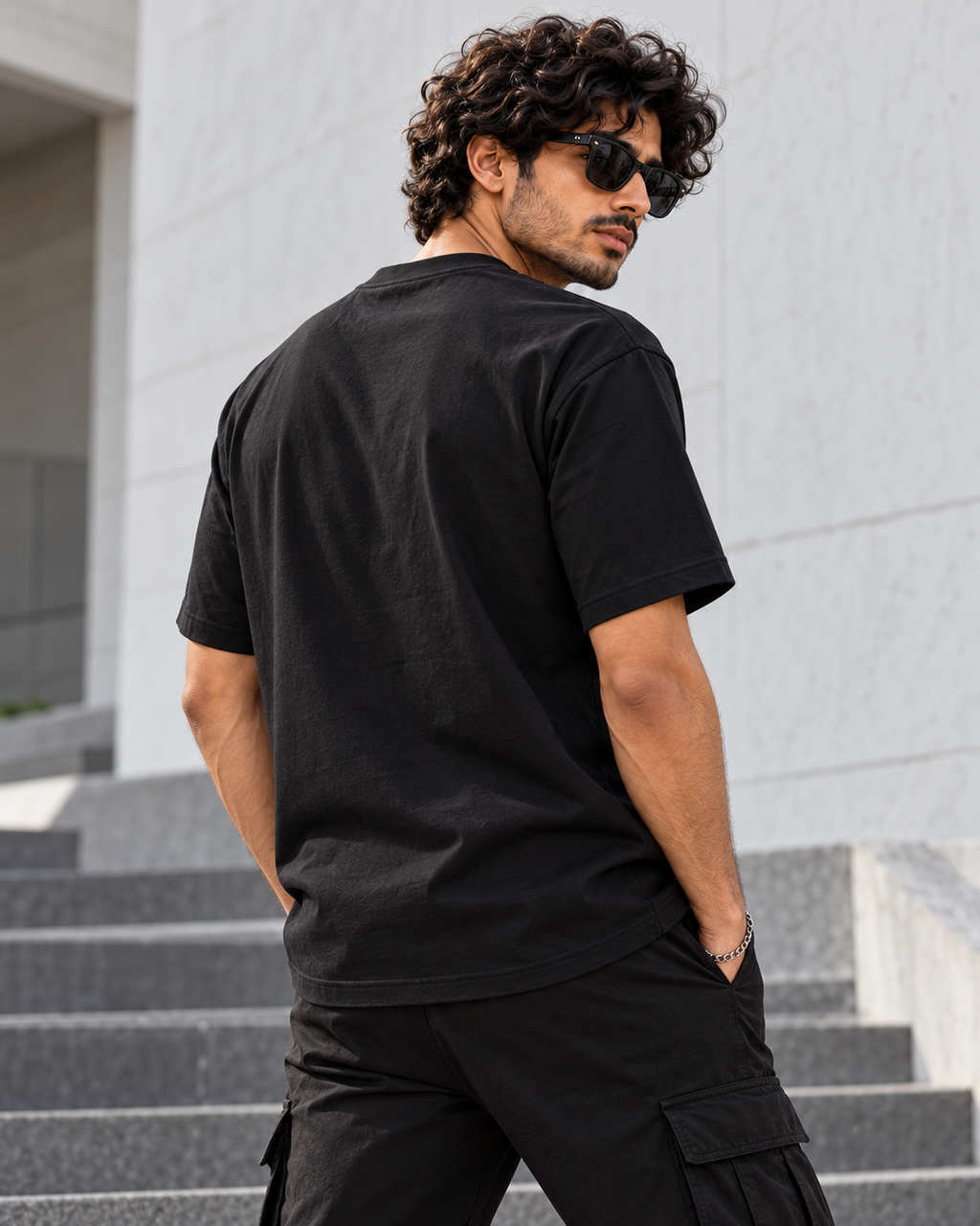 Big Dreams, Bold Moves – Streetwear Bear T-Shirt